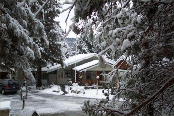 Narrow Gauge Inn Fish Camp Dış mekan fotoğraf
