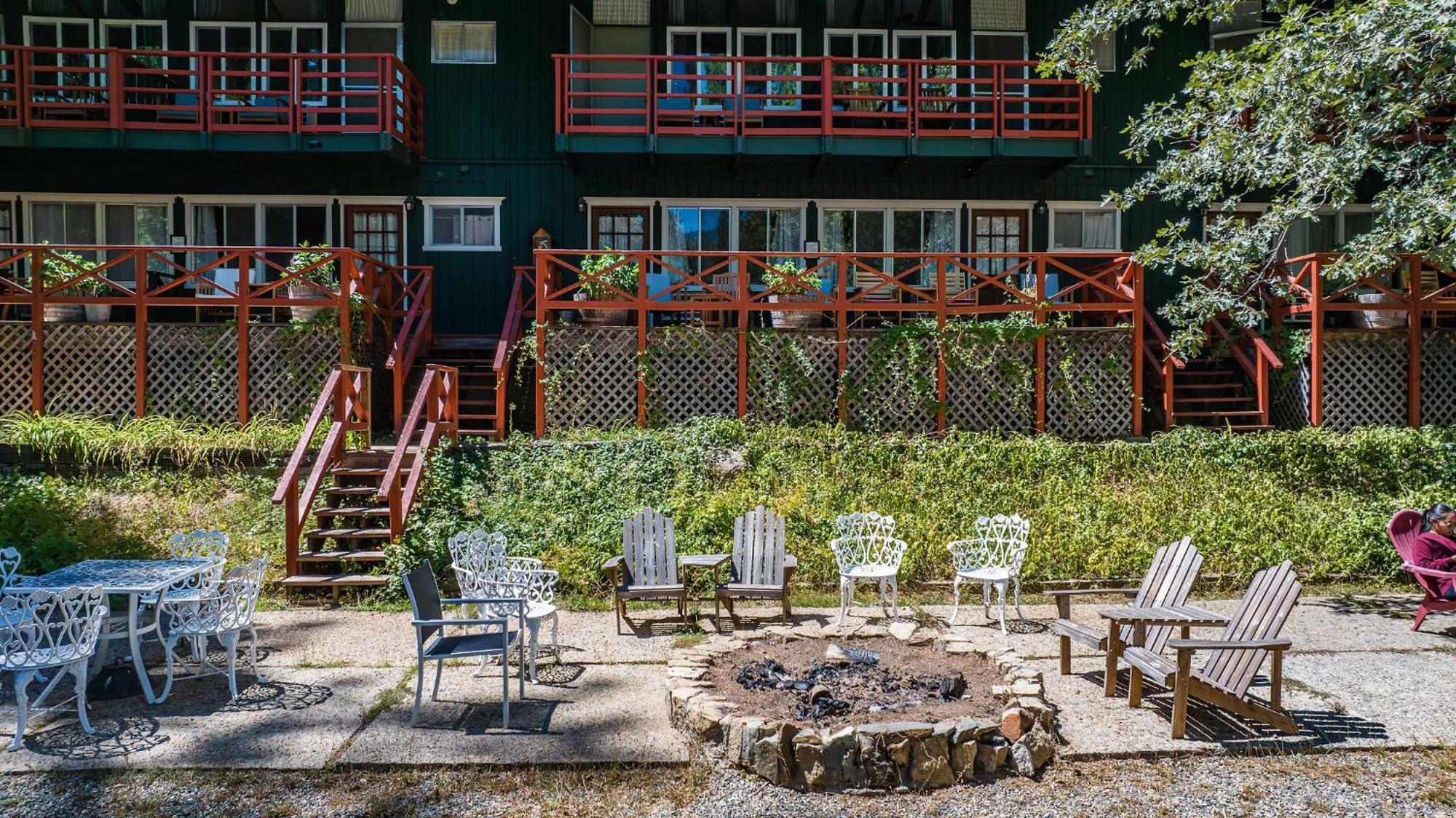 Narrow Gauge Inn Fish Camp Dış mekan fotoğraf