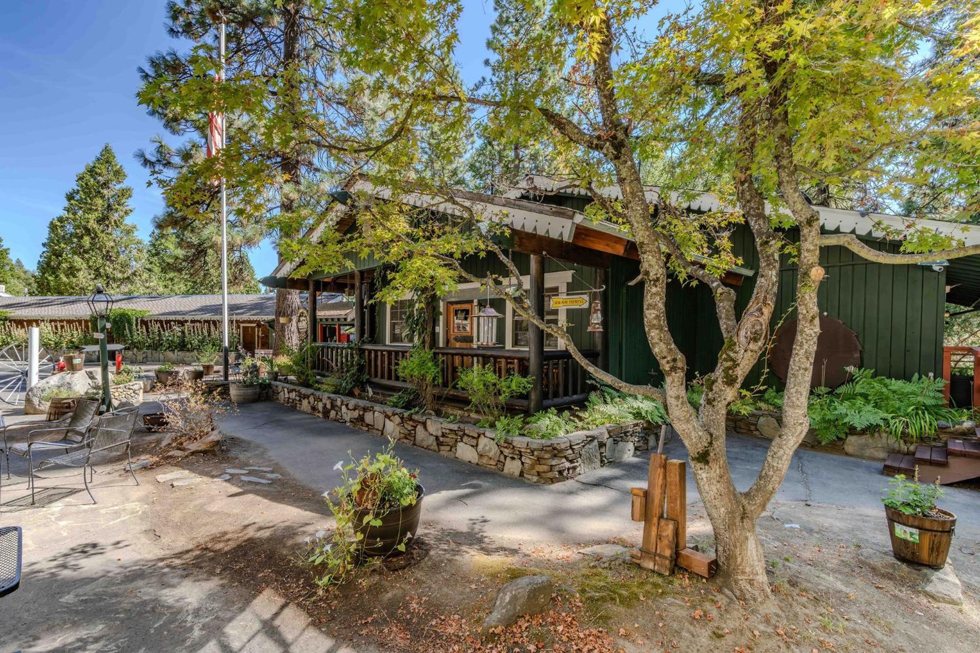 Narrow Gauge Inn Fish Camp Dış mekan fotoğraf