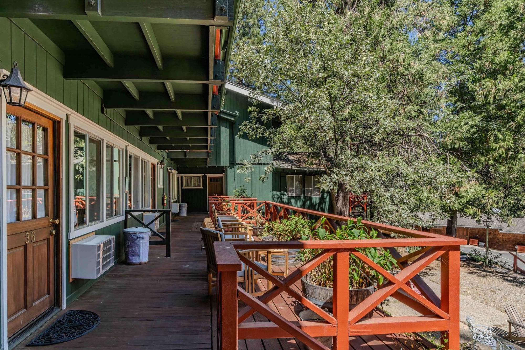 Narrow Gauge Inn Fish Camp Dış mekan fotoğraf