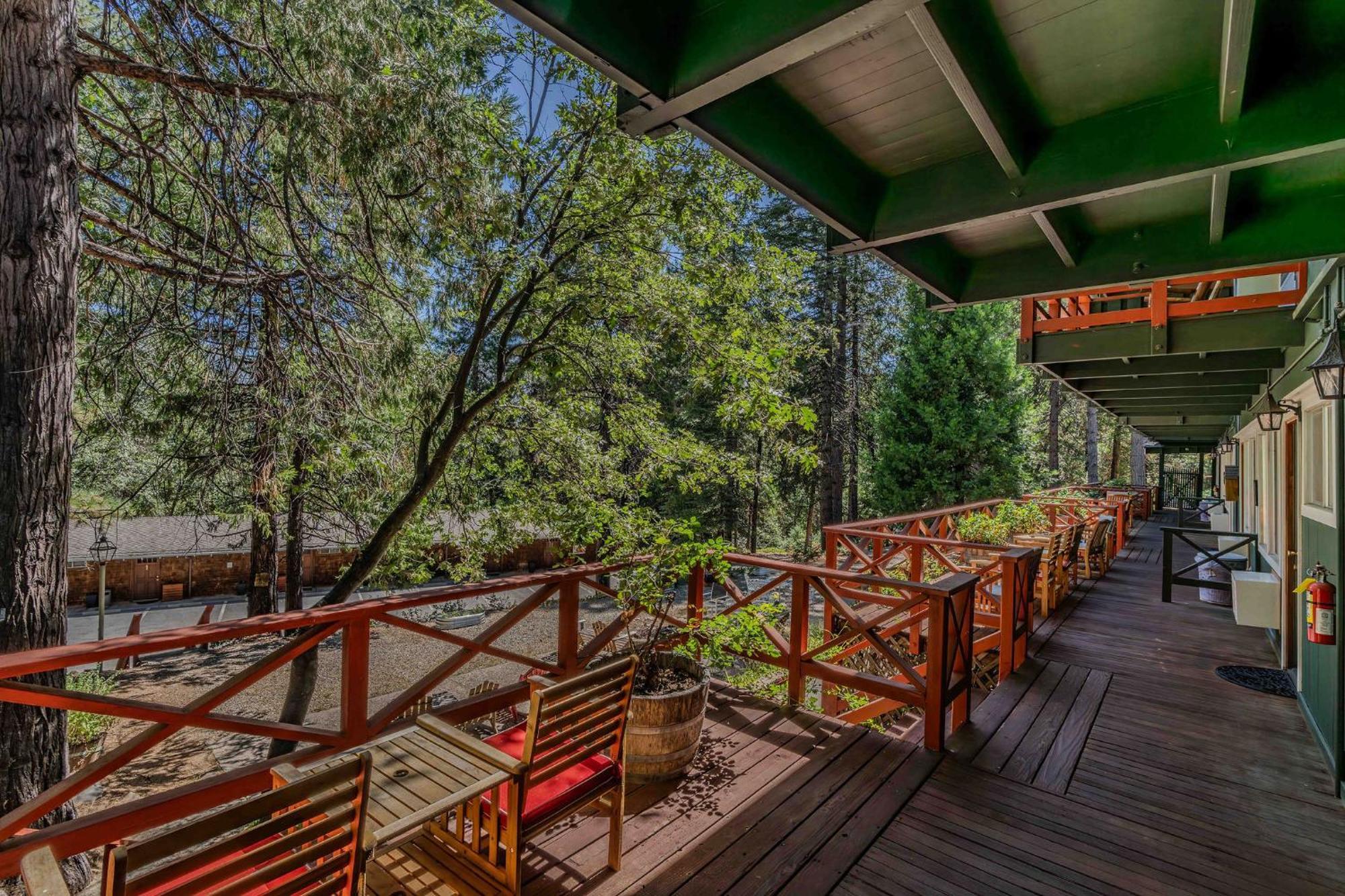 Narrow Gauge Inn Fish Camp Dış mekan fotoğraf